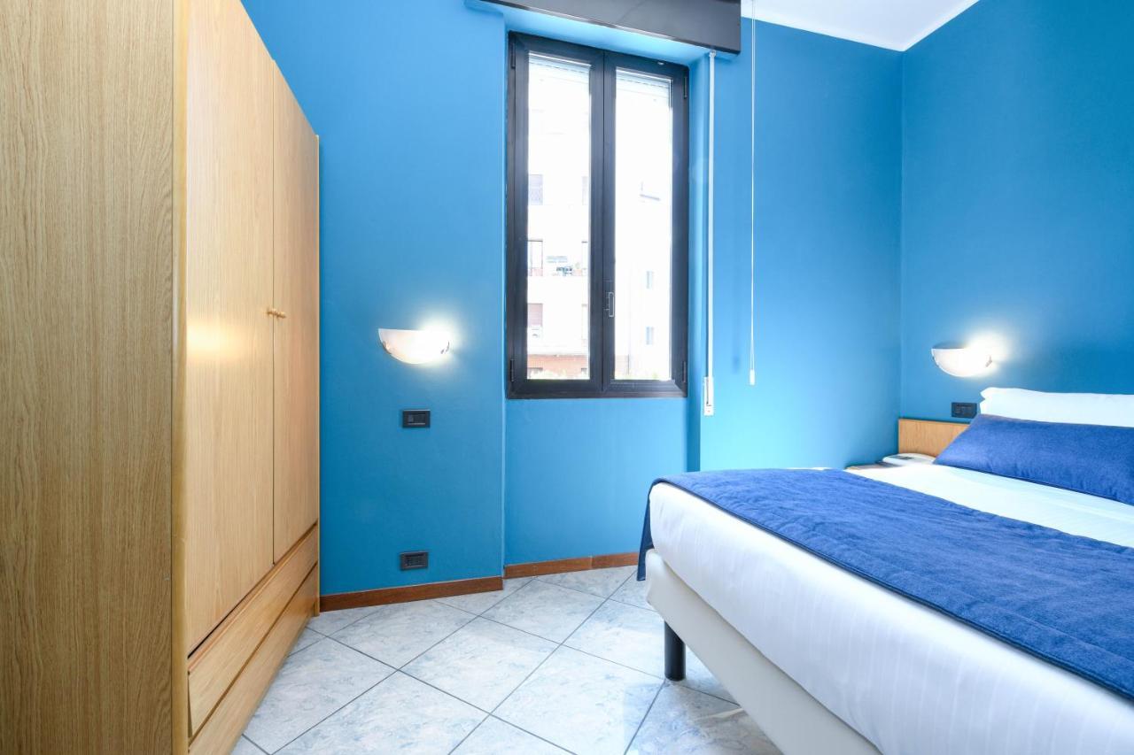 Hotel Aurora Десенцано дел Гарда Екстериор снимка